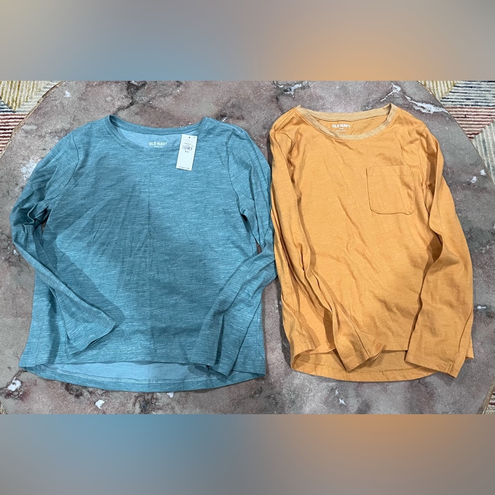 Old Navy tees